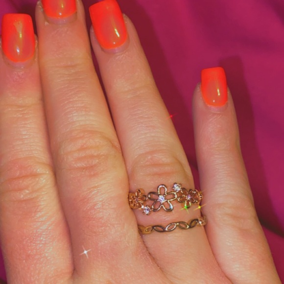 GOLD RINGS SET! (BRAND NEW) BUNDLE) (Y2K and 90’s) - Picture 1 of 4